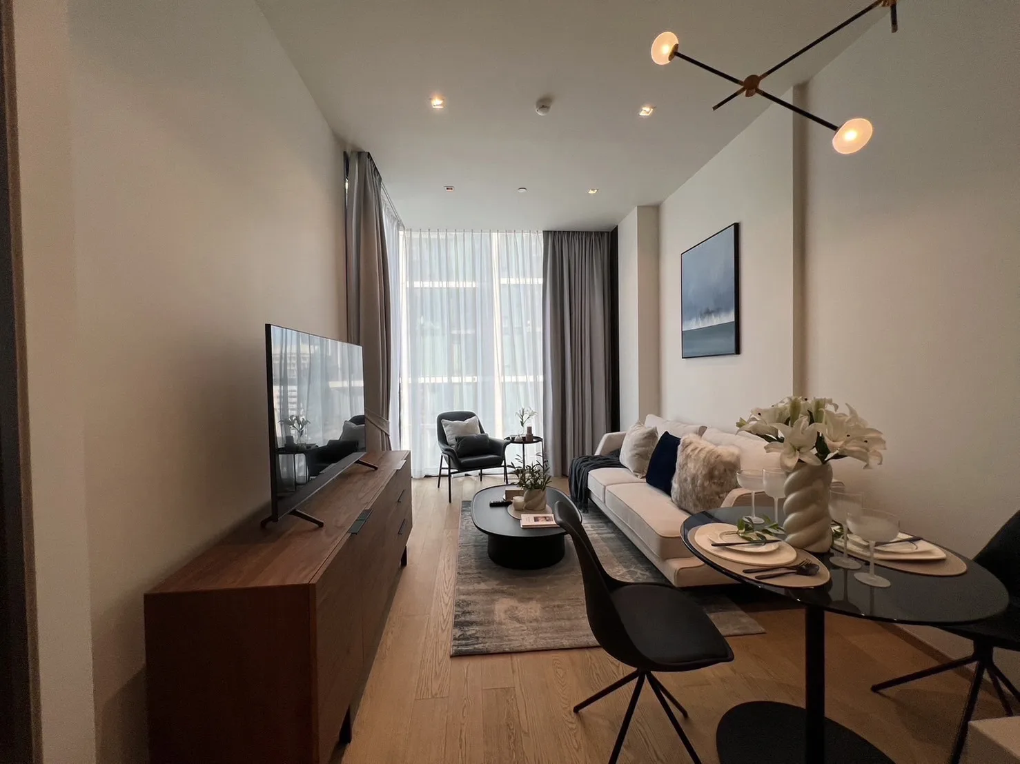 Property photos for 28 Chidlom