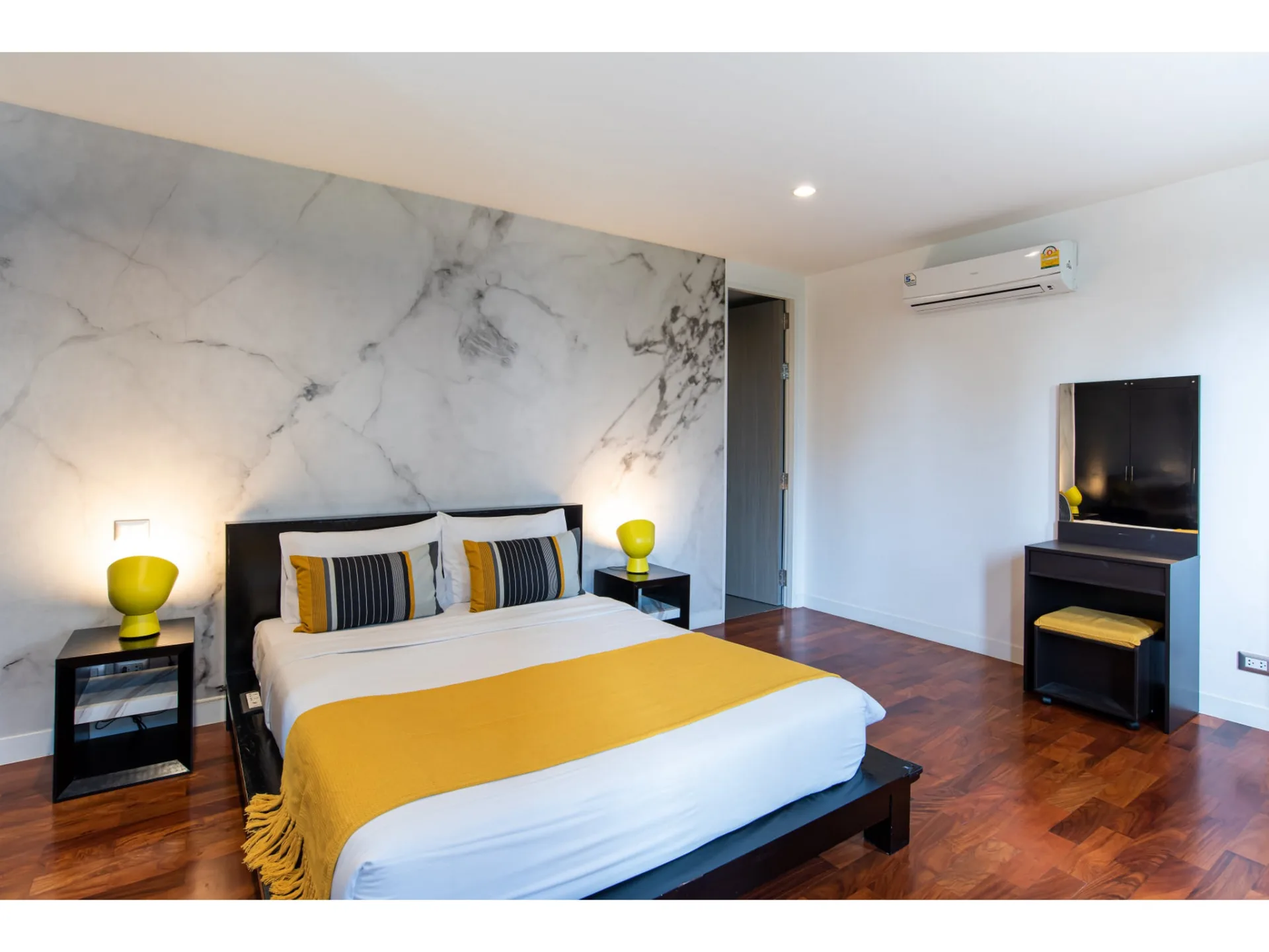 Property photos for Benviar Tonson Residence