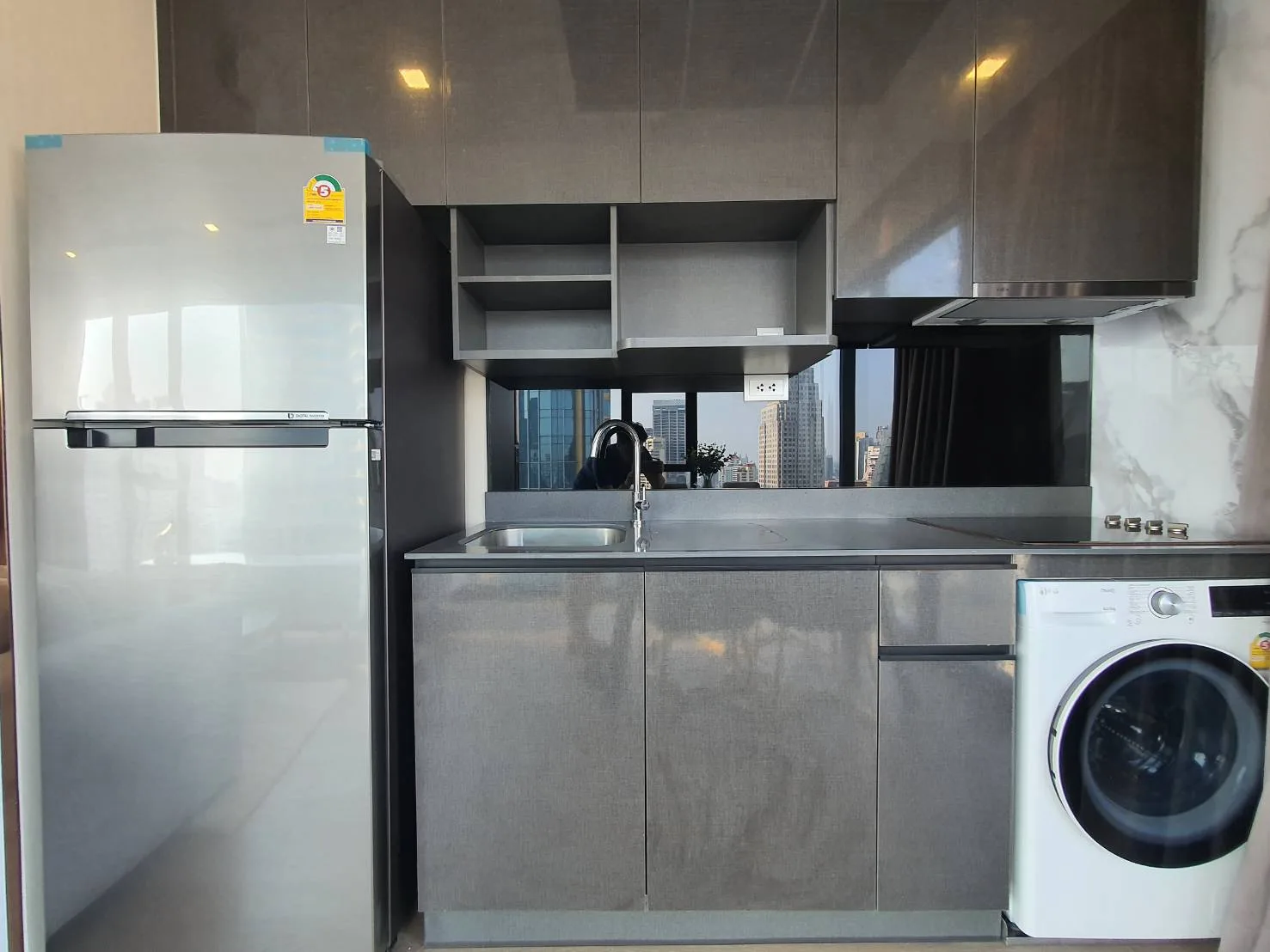 Property photos for Ashton Asoke