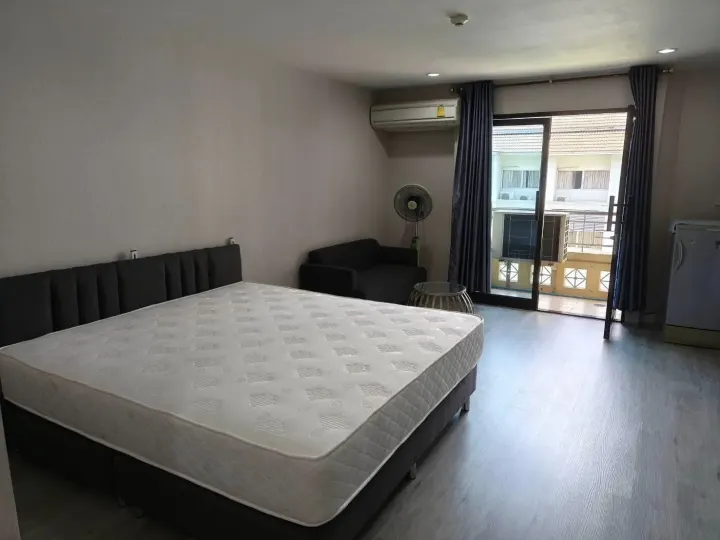Property photos for Silom Terrace