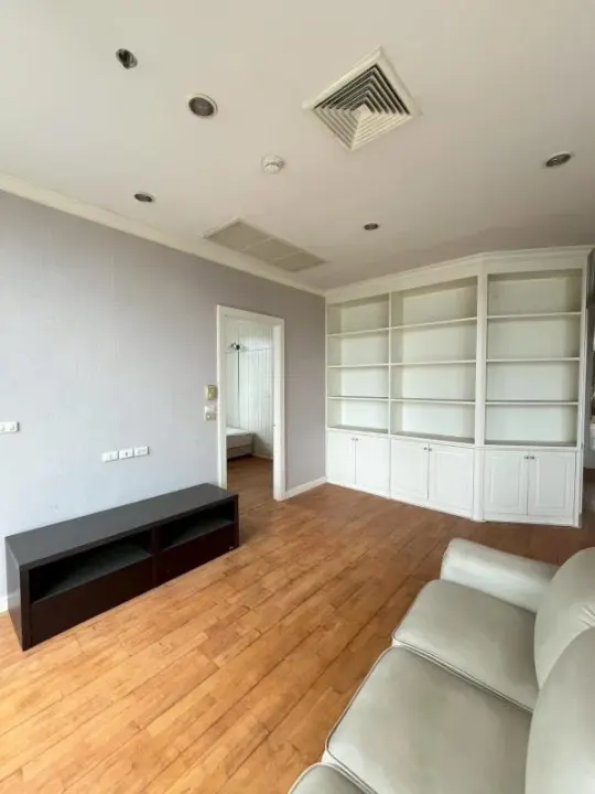 Property photos for Baan Sathorn Chaopraya