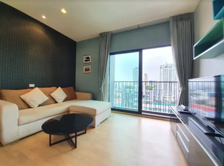 Property photos for Noble Reveal