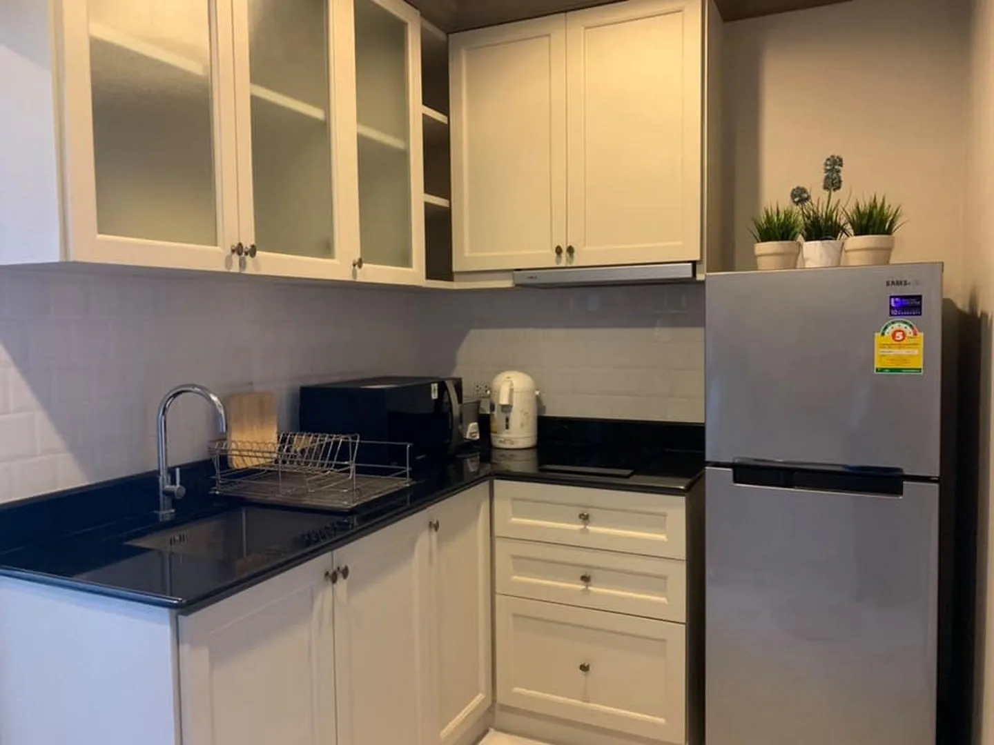 Property photos for The Reserve - Kasemsan 3