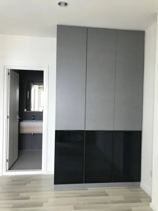 Property photos for The Key Sathorn - Charoenraj