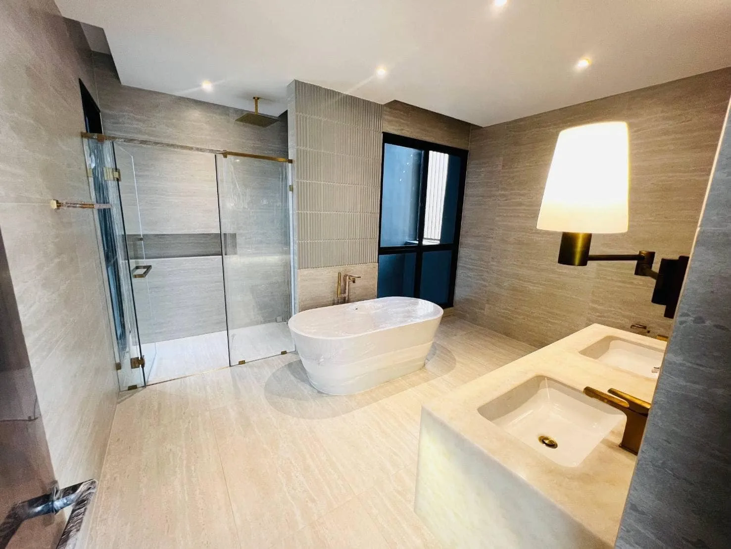 Property photos for Bugaan Krungthep Kreetha