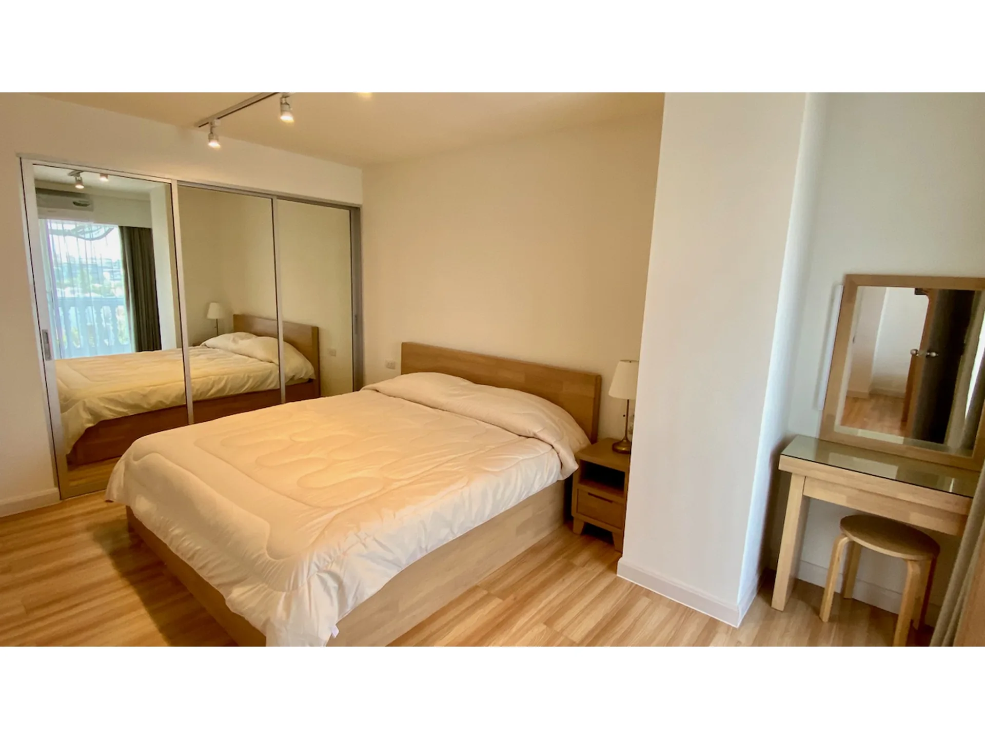 Property photos for 38 Mansion