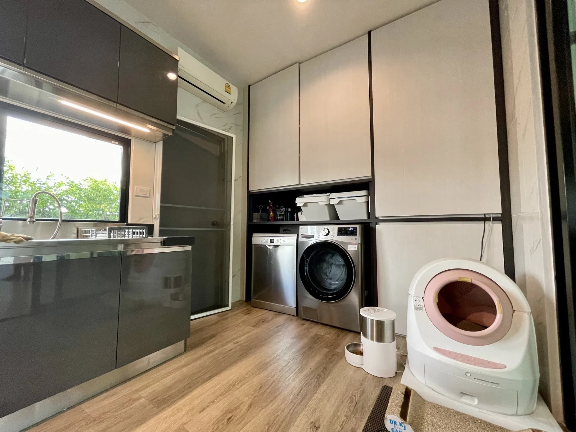 Property photos for Prinn Sathorn-Ratchaphruek