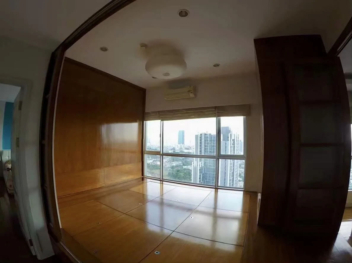 Property photos for Hive Sathorn