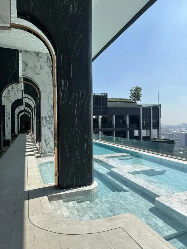 Property photos for Life Rama 4 - Asoke
