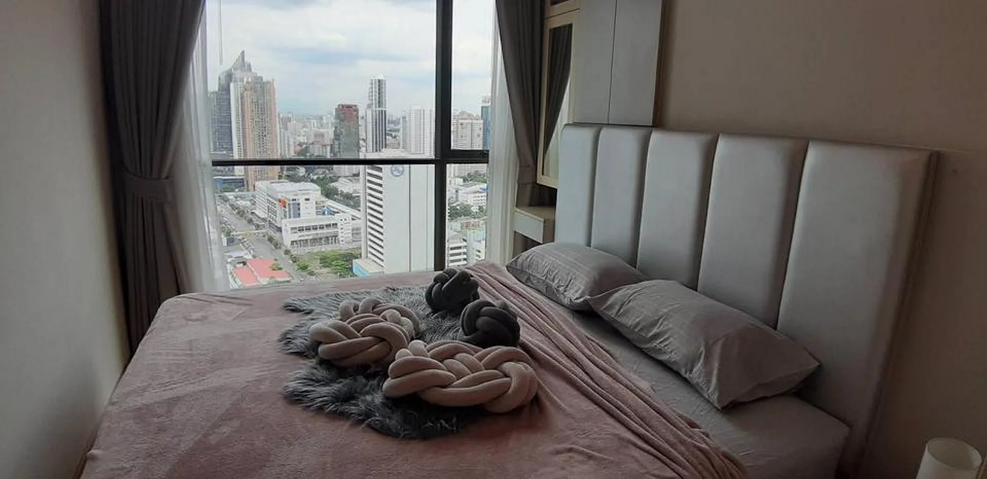 Property photos for Lumpini Suite Phetchaburi - Makkasan