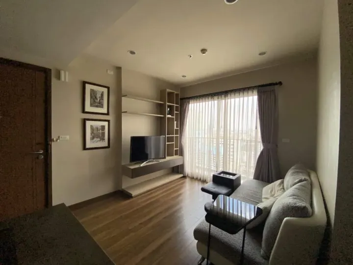 Property photos for Onyx Phaholyothin