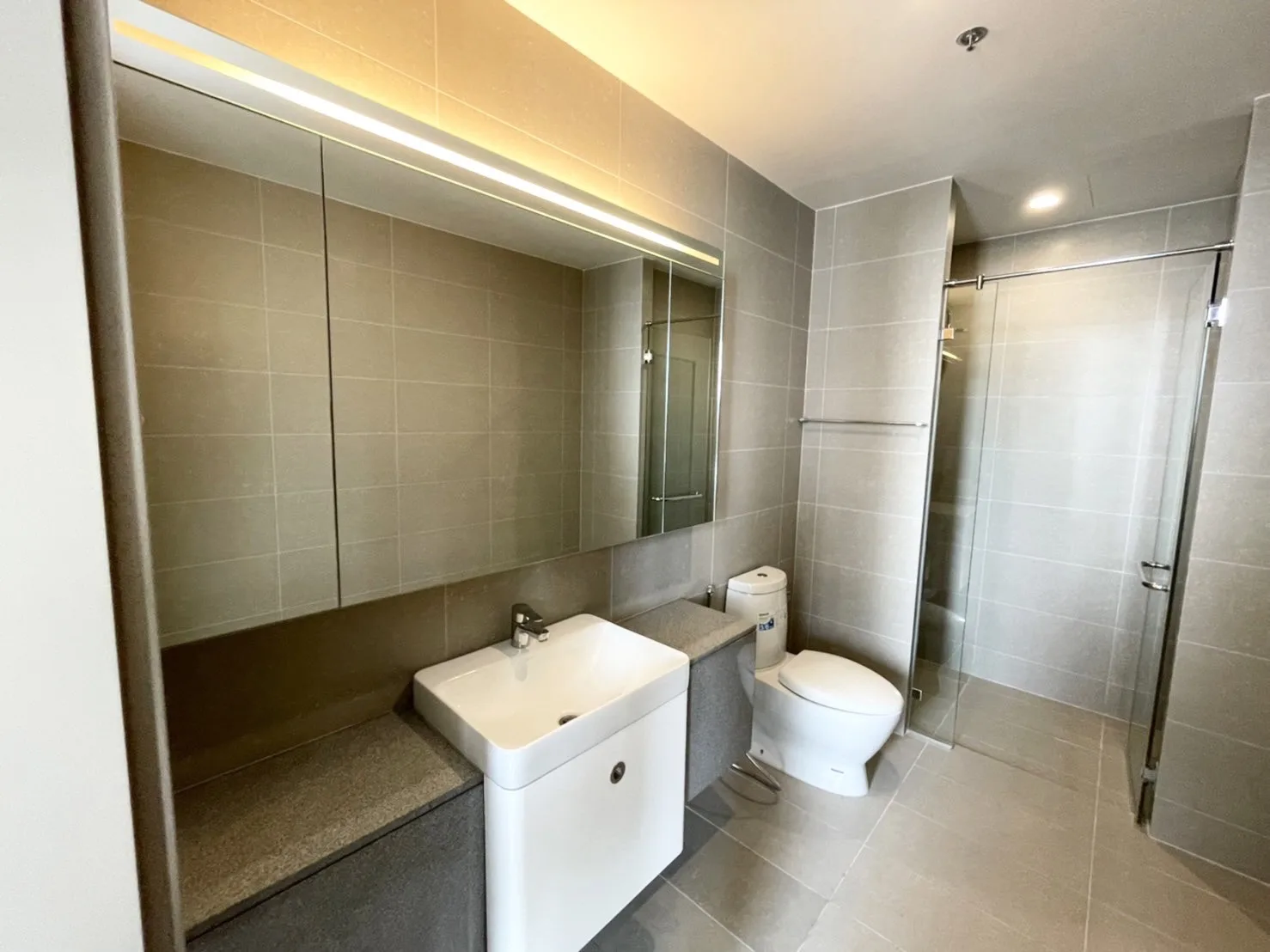 Property photos for Noble Ploenchit