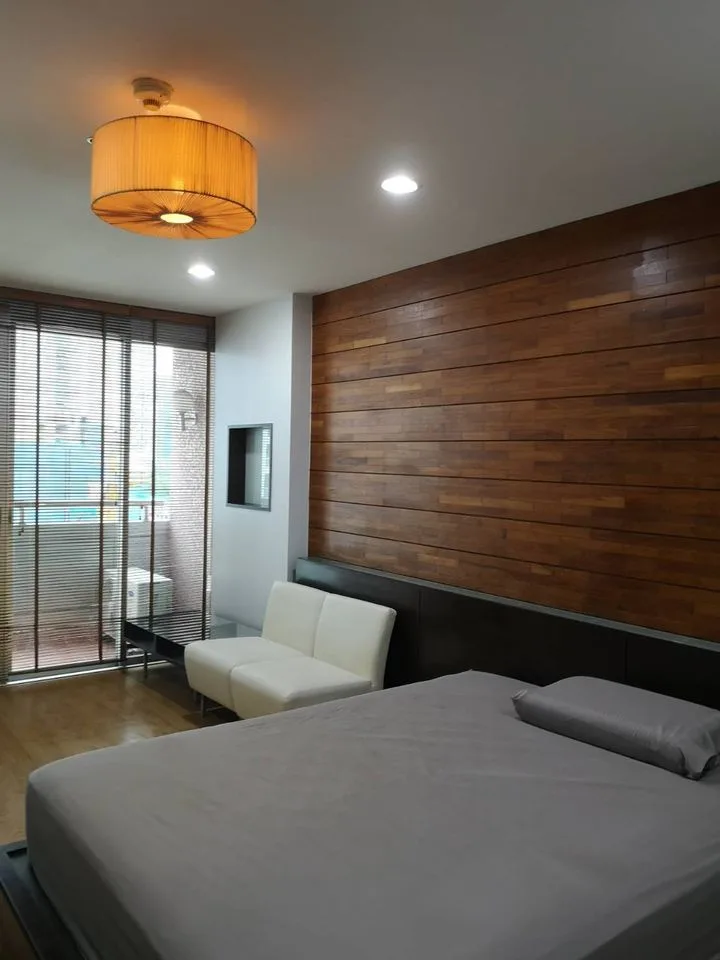 Property photos for Silom Grand Terrace