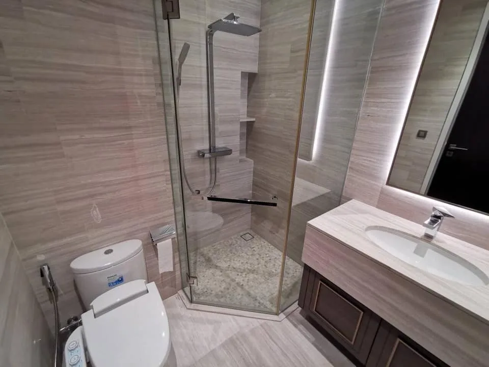 Property photos for The Diplomat 39