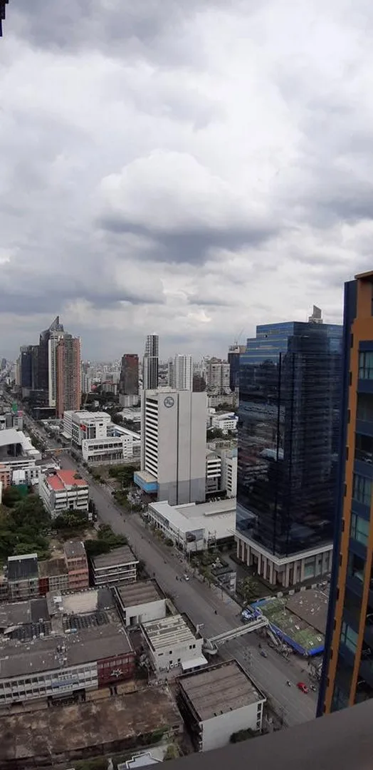 Property photos for Lumpini Suite Phetchaburi - Makkasan
