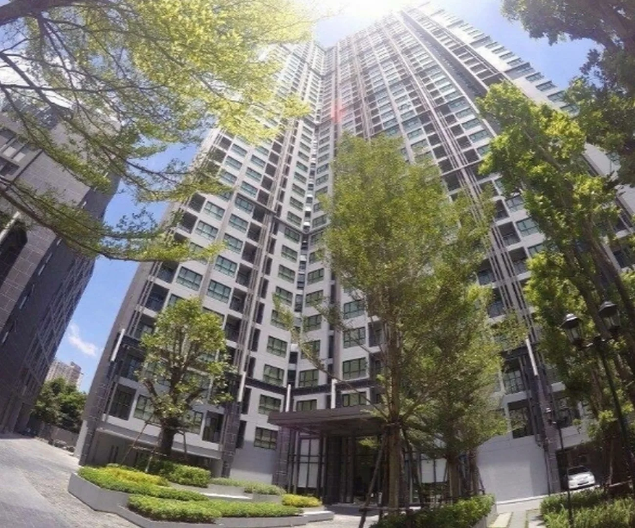 Property photos for The Base Park West Sukhumvit 77