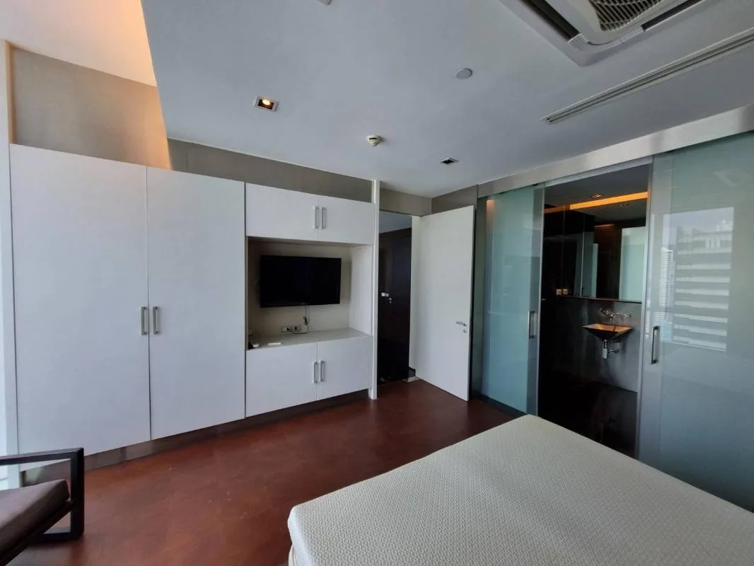 Property photos for Sky Villas Sathorn