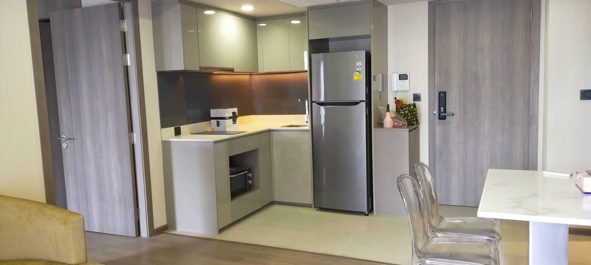Property photos for Klass Sarasin - Rajdamri