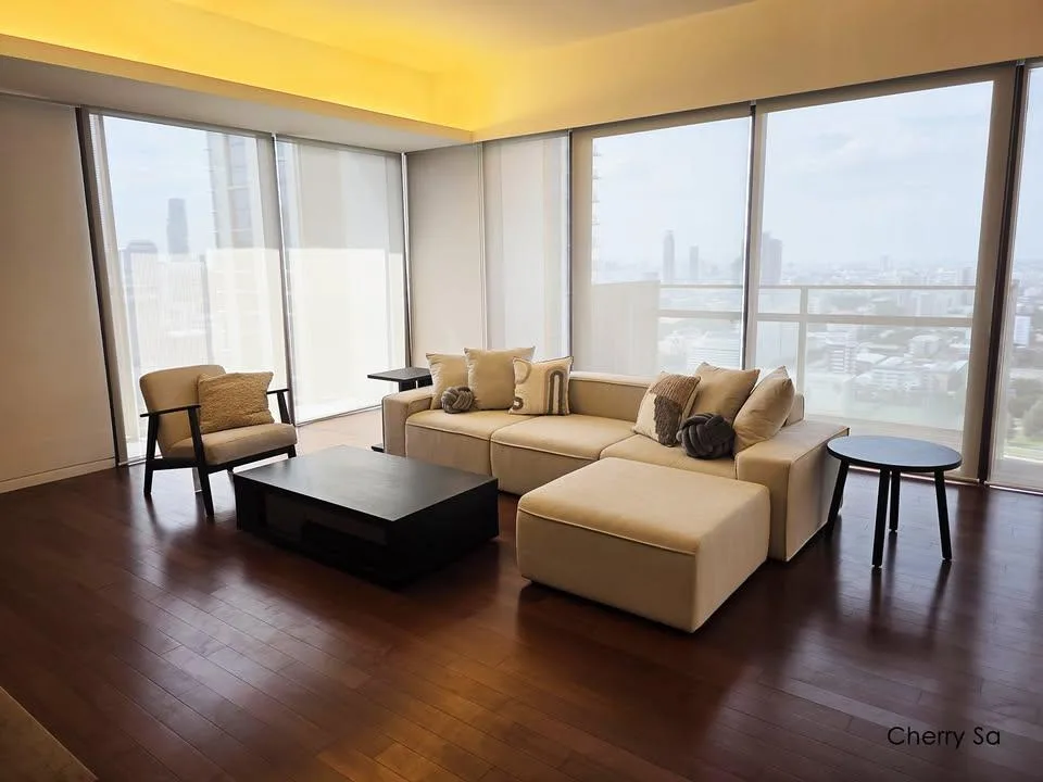 Property photos for Hansar Rajdamri