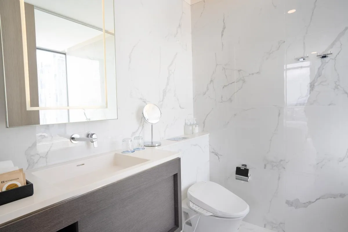 Property photos for Siamese Exclusive Queens