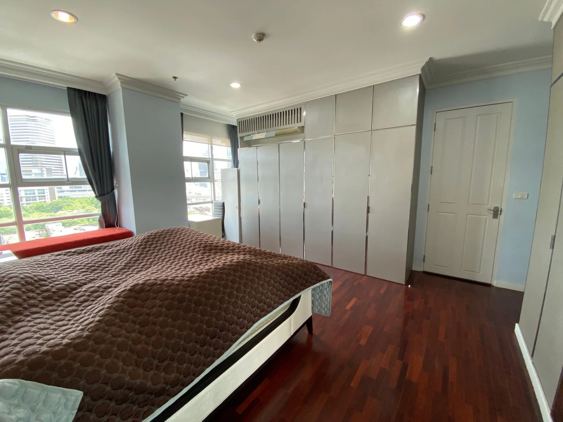 Property photos for Baan Klang Krung Siam - Pathumwan