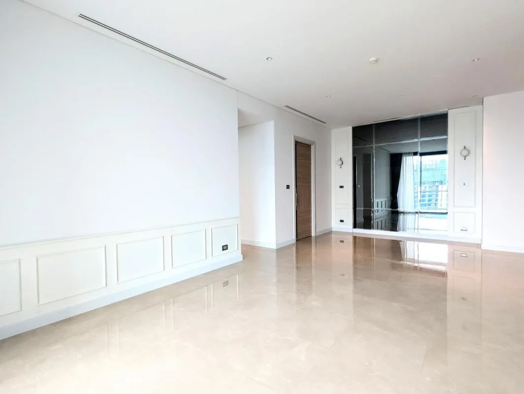 Property photos for Sindhorn Residence
