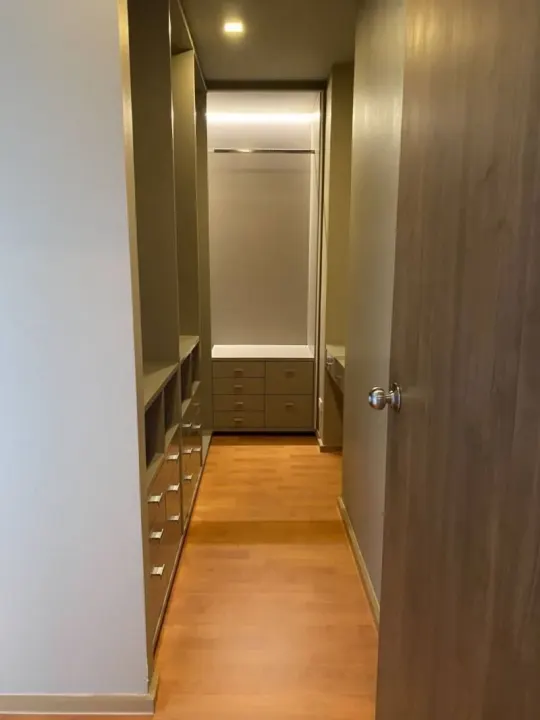 Property photos for Noble Revent