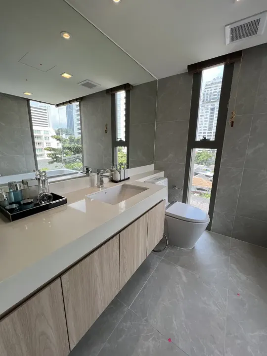 Property photos for Piya Apartment Sukhumvit 15