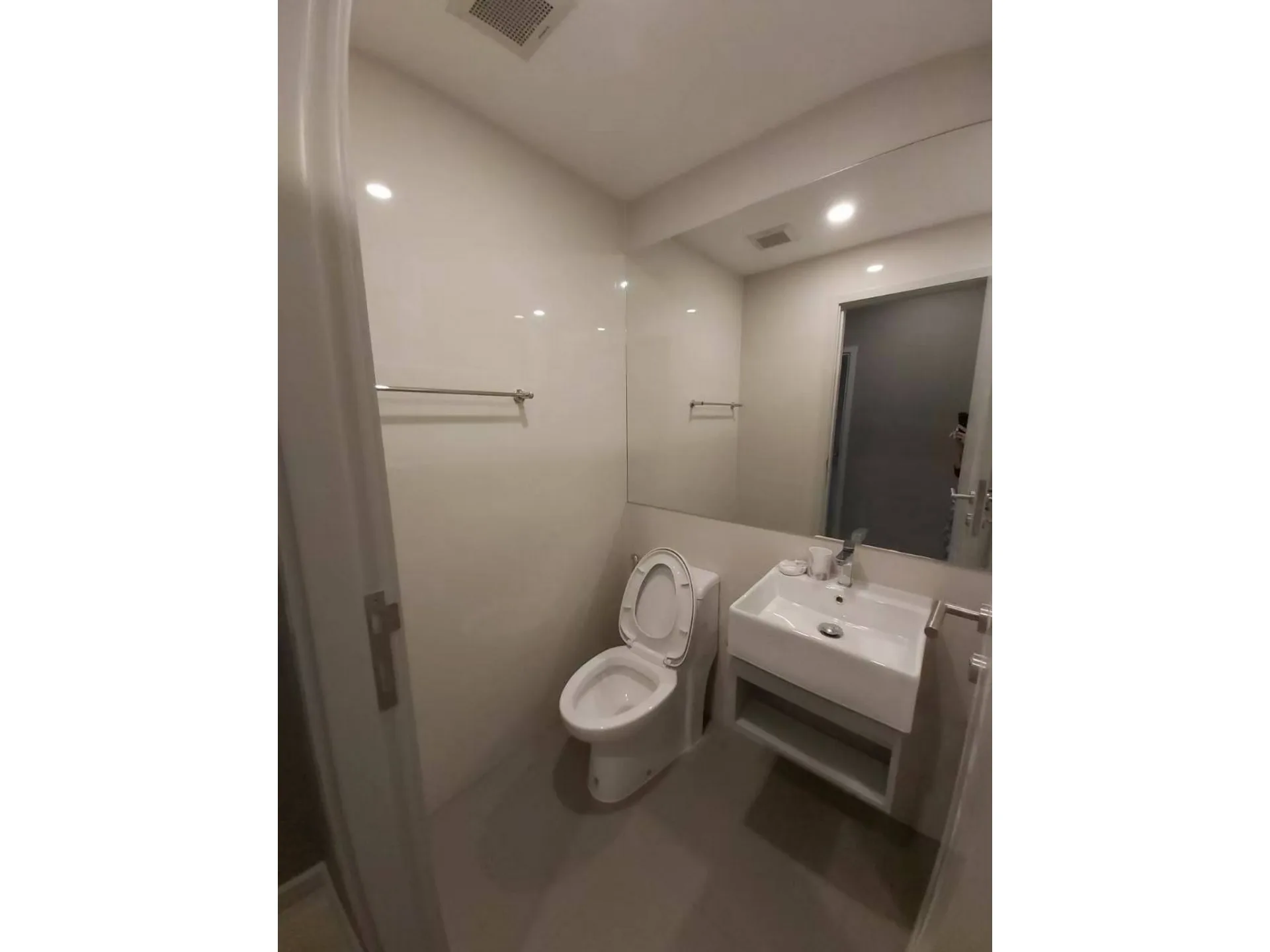 Property photos for Knightsbridge Prime Sathorn
