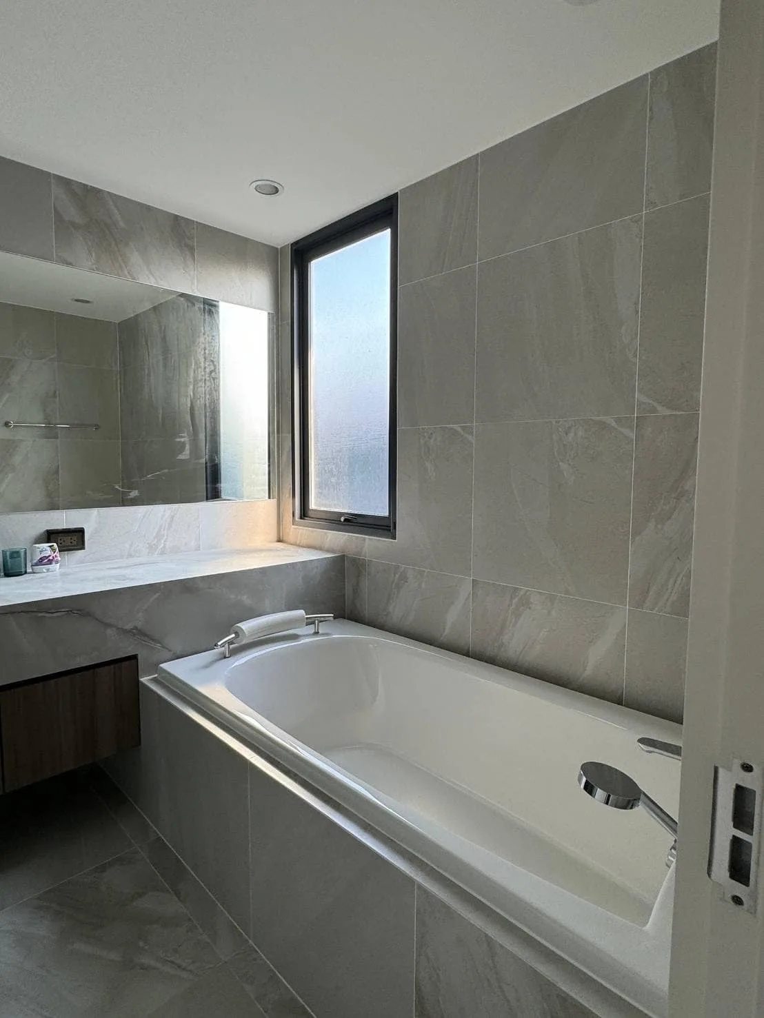 Property photos for Baan Klang Muang Sukhumvit 77
