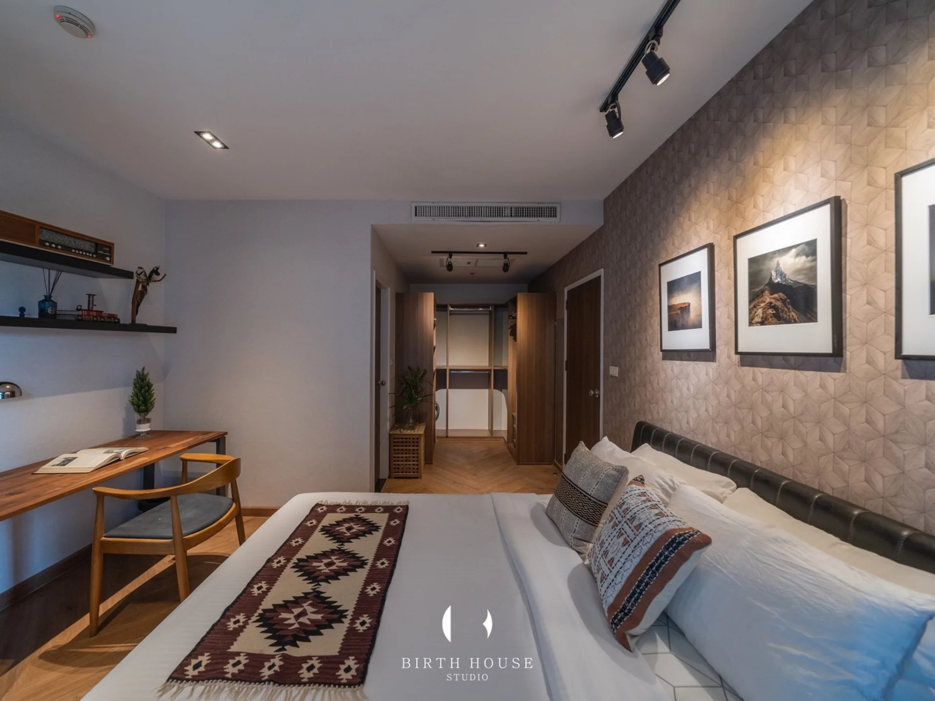 Property photos for Noble Remix