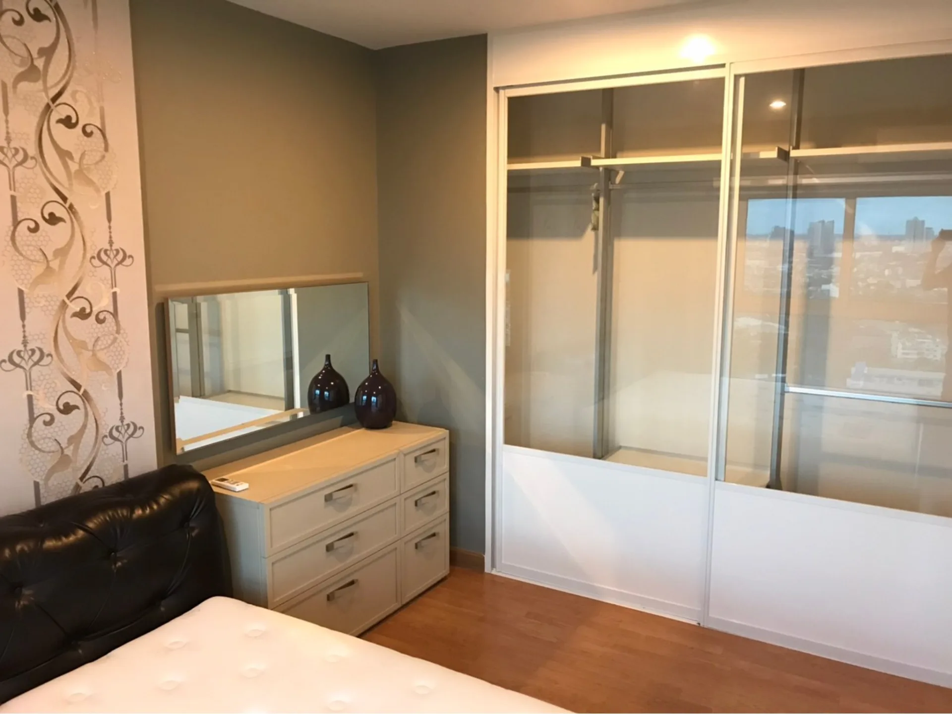 Property photos for The Parkland Grand Taksin