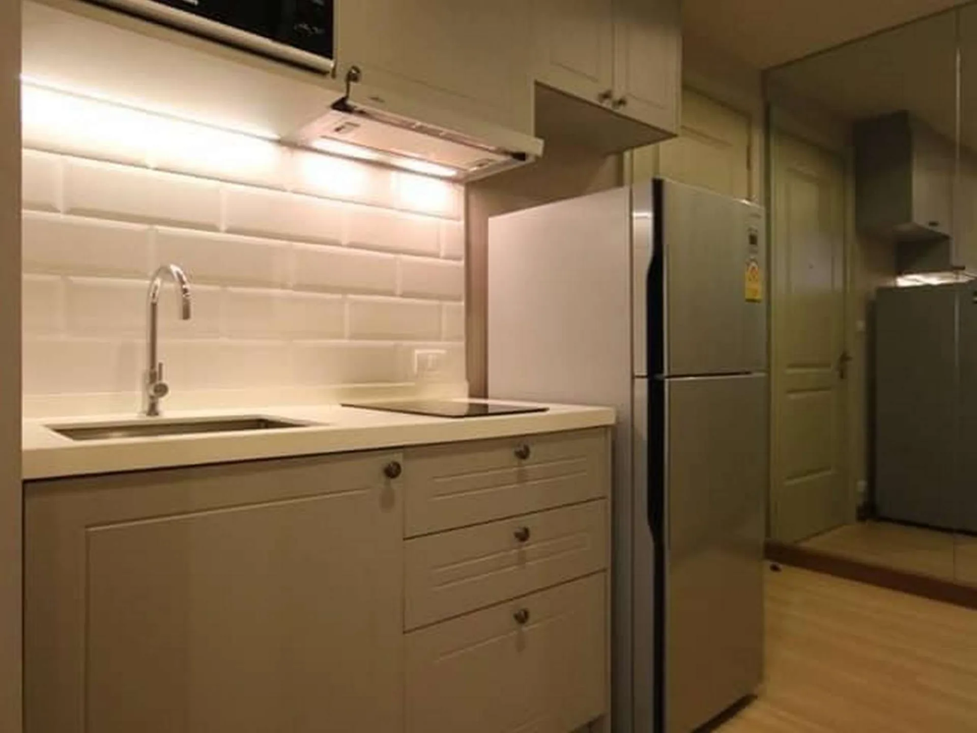 Property photos for The Editor Saphan Khwai