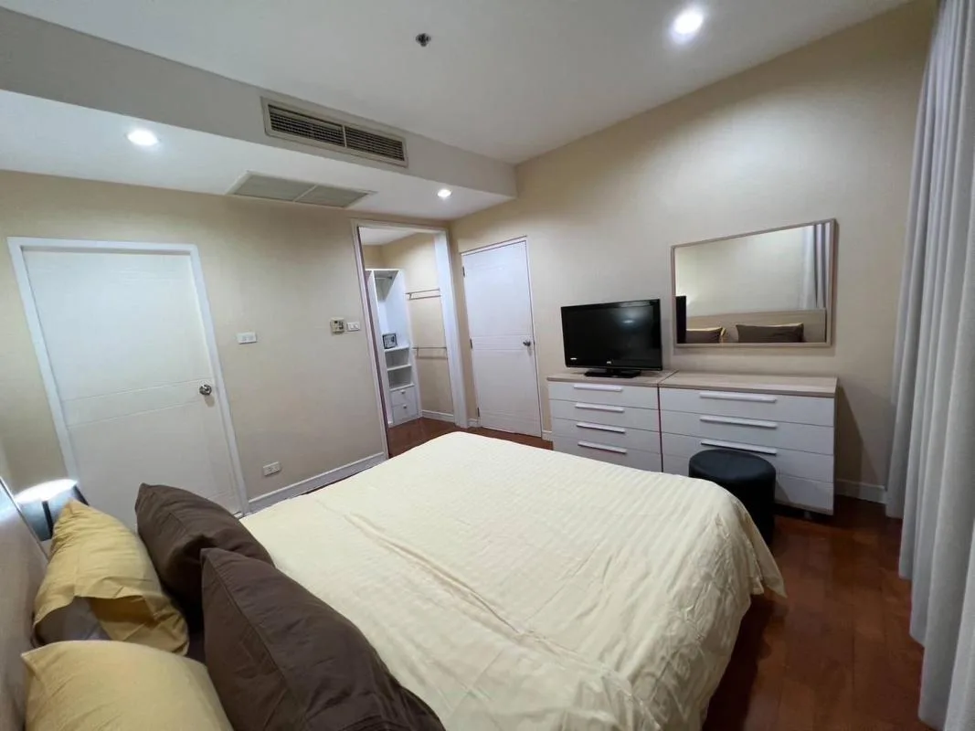 Property photos for Baan Siri 24