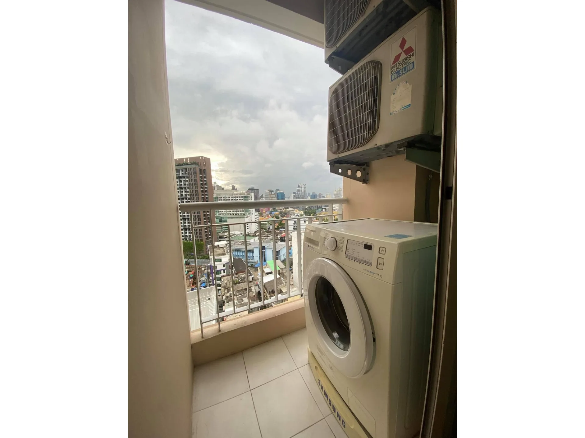 Property photos for Life Sukhumvit 65