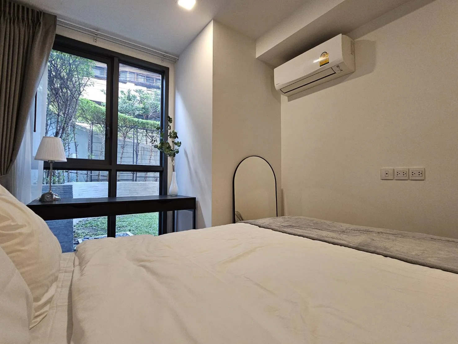 Property photos for Taka Haus Ekamai 12
