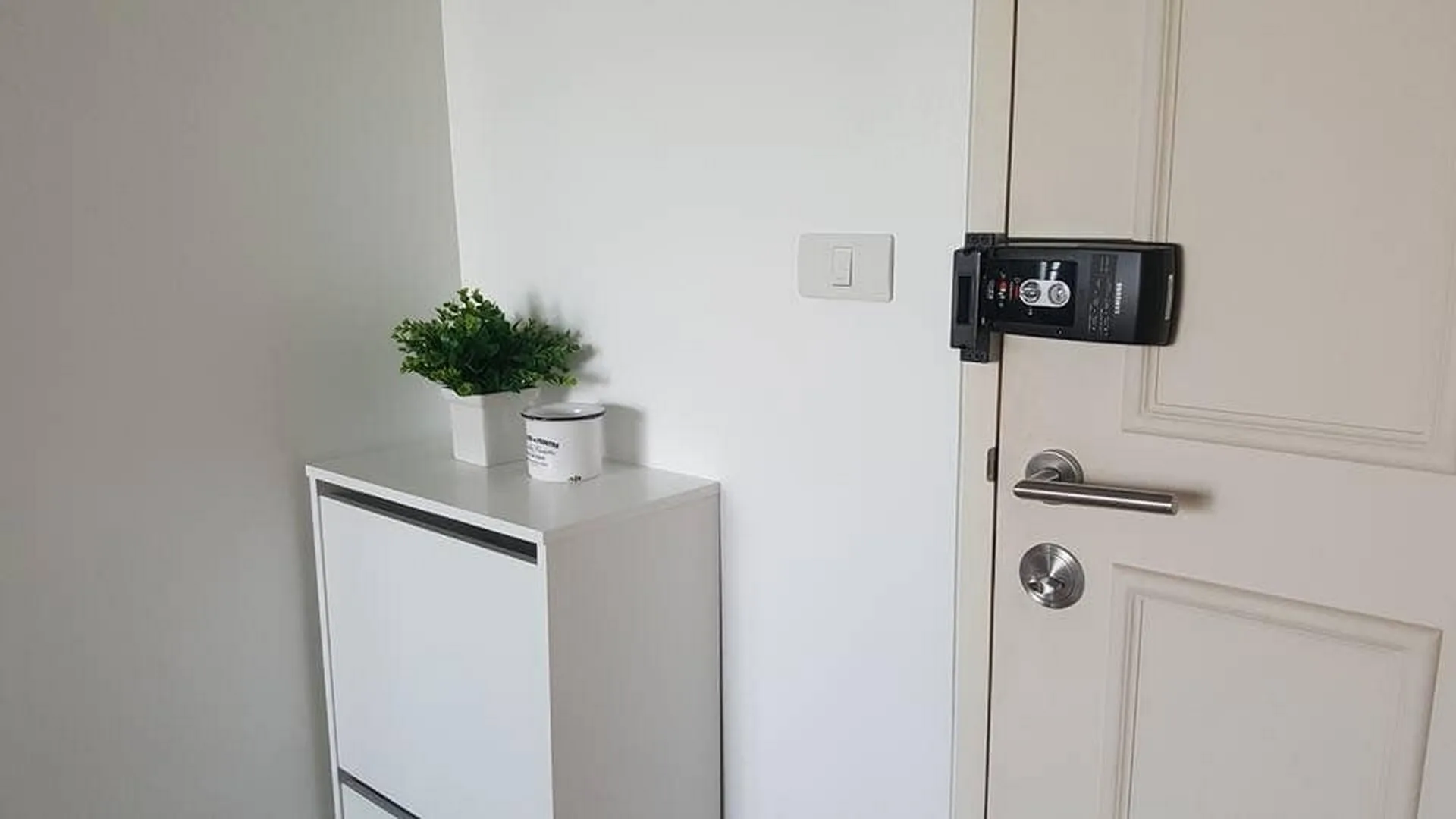Property photos for The Parkland Grand Taksin