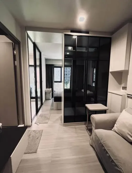 Property photos for Life Asoke Hype