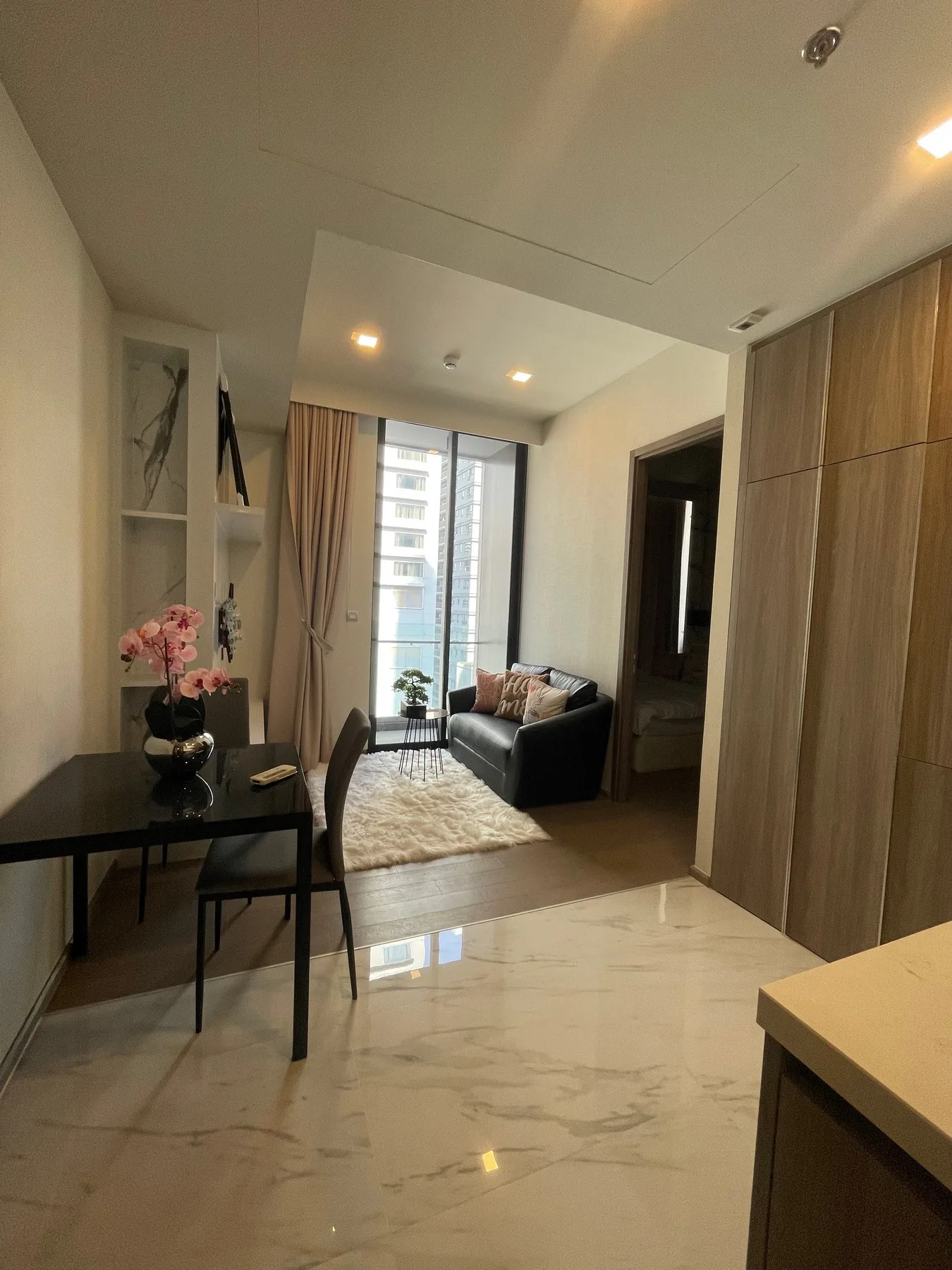 Property photos for Celes Asoke