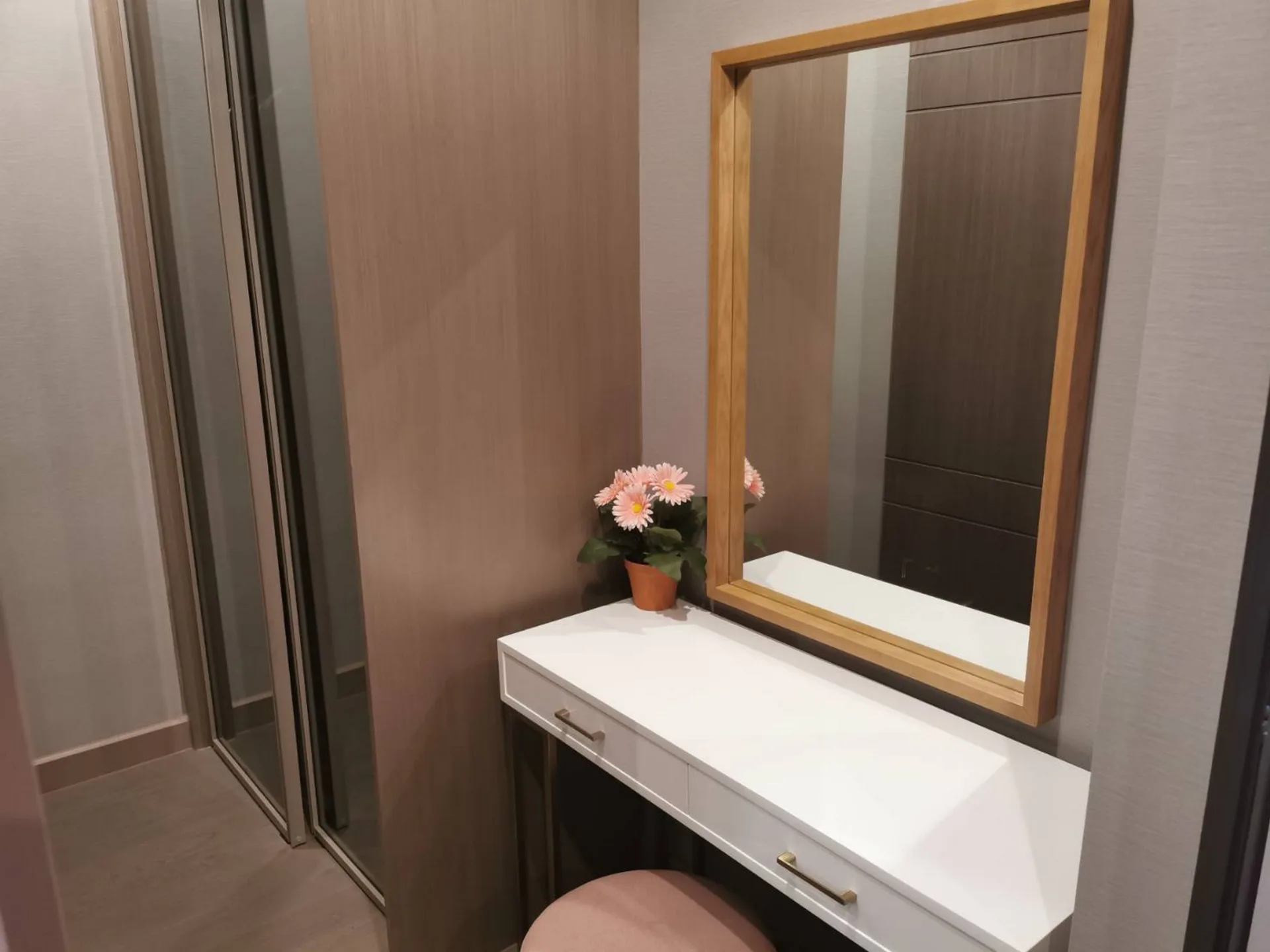 Property photos for The Esse at Singha Complex