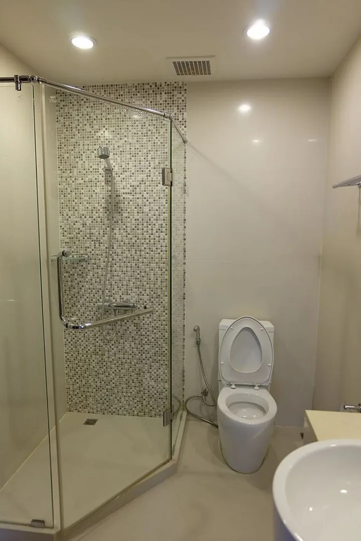 Property photos for The Rajdamri