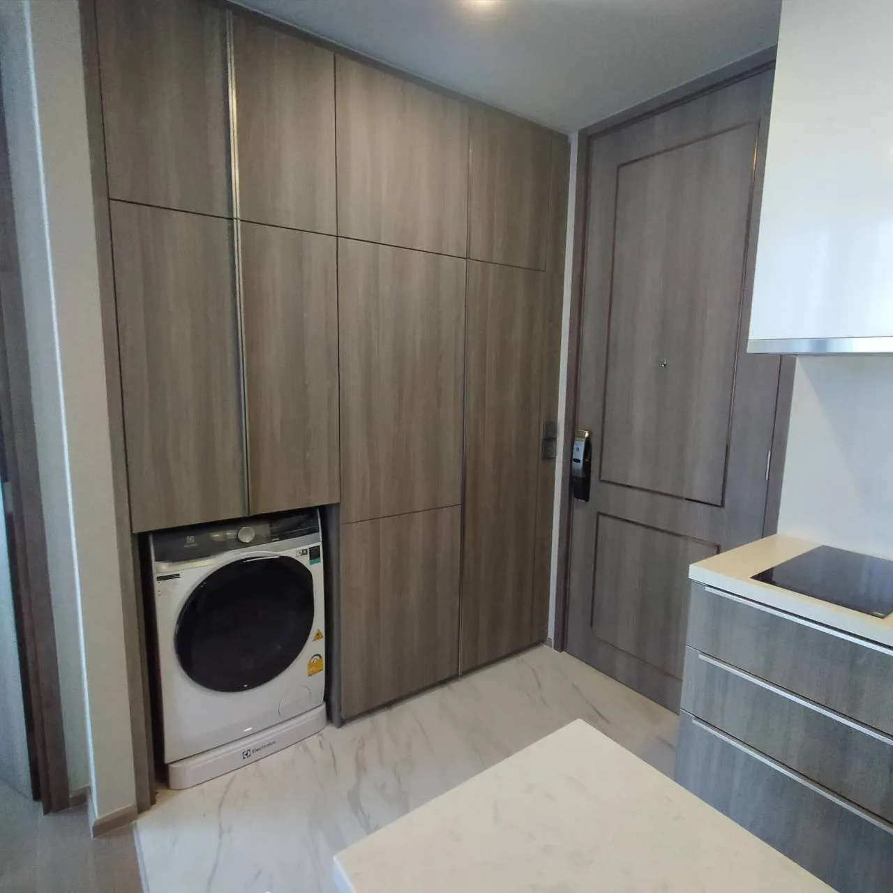 Property photos for Celes Asoke