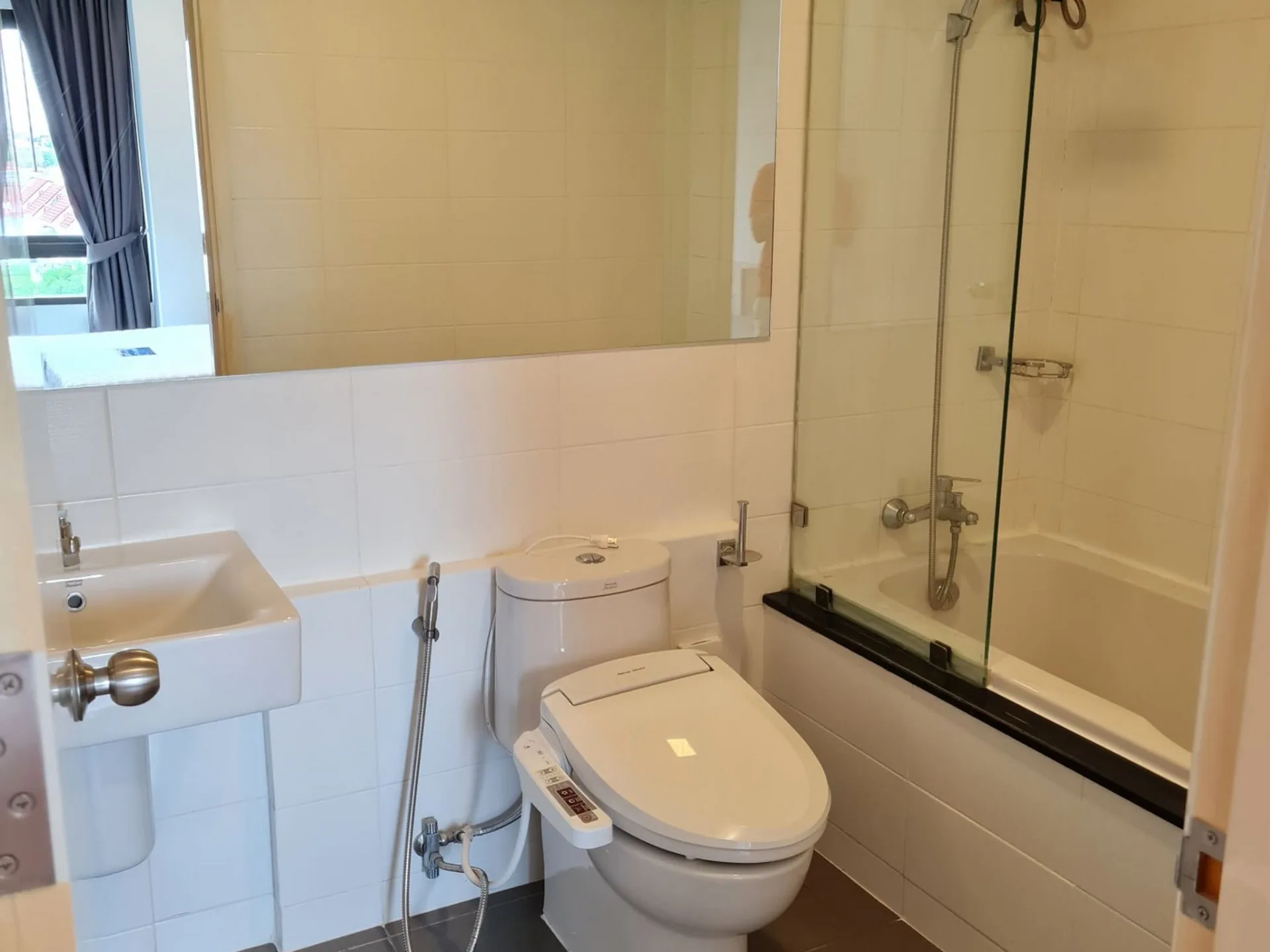 Property photos for Pause Sukhumvit 103