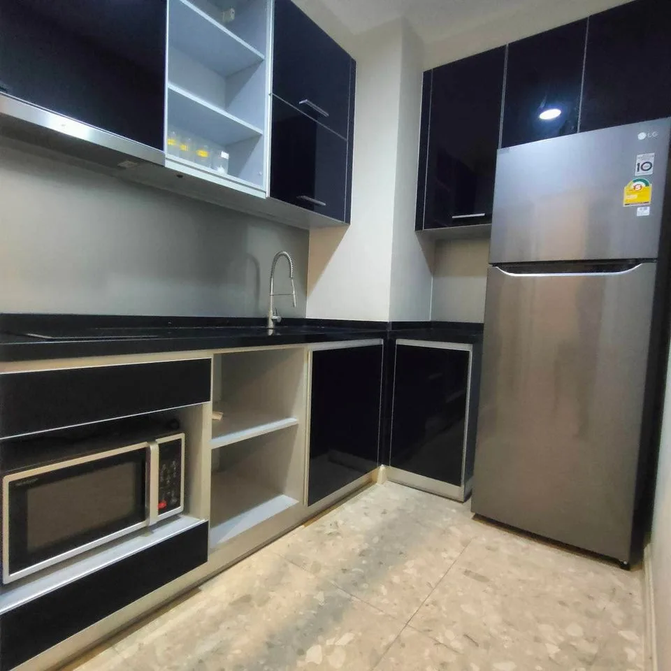 Property photos for The Crest Sukhumvit 34