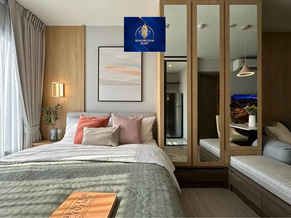 Property photos for Life Asoke Hype