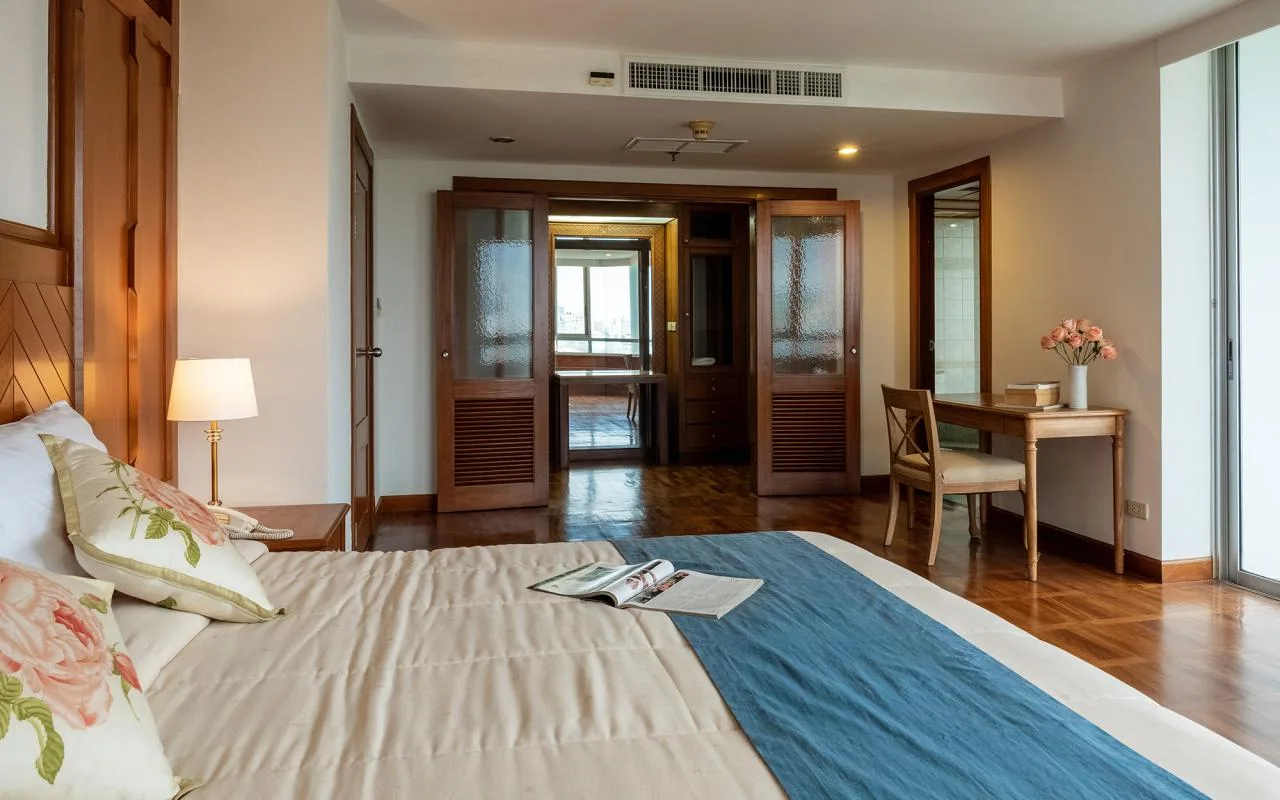 Property photos for Suan Phinit Place