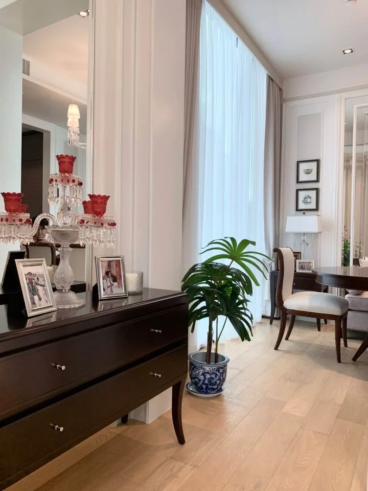 Property photos for 28 Chidlom