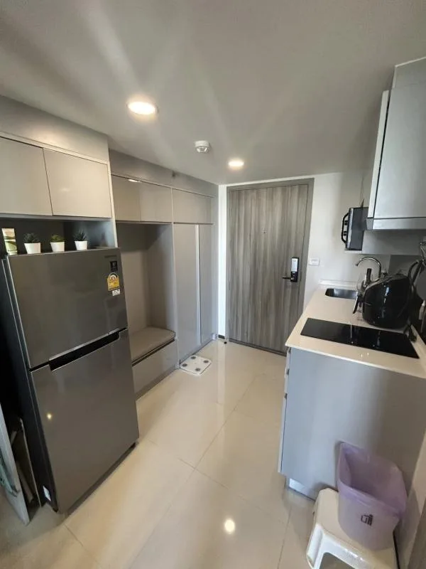 Property photos for Knightsbridge Space Ratchayothin