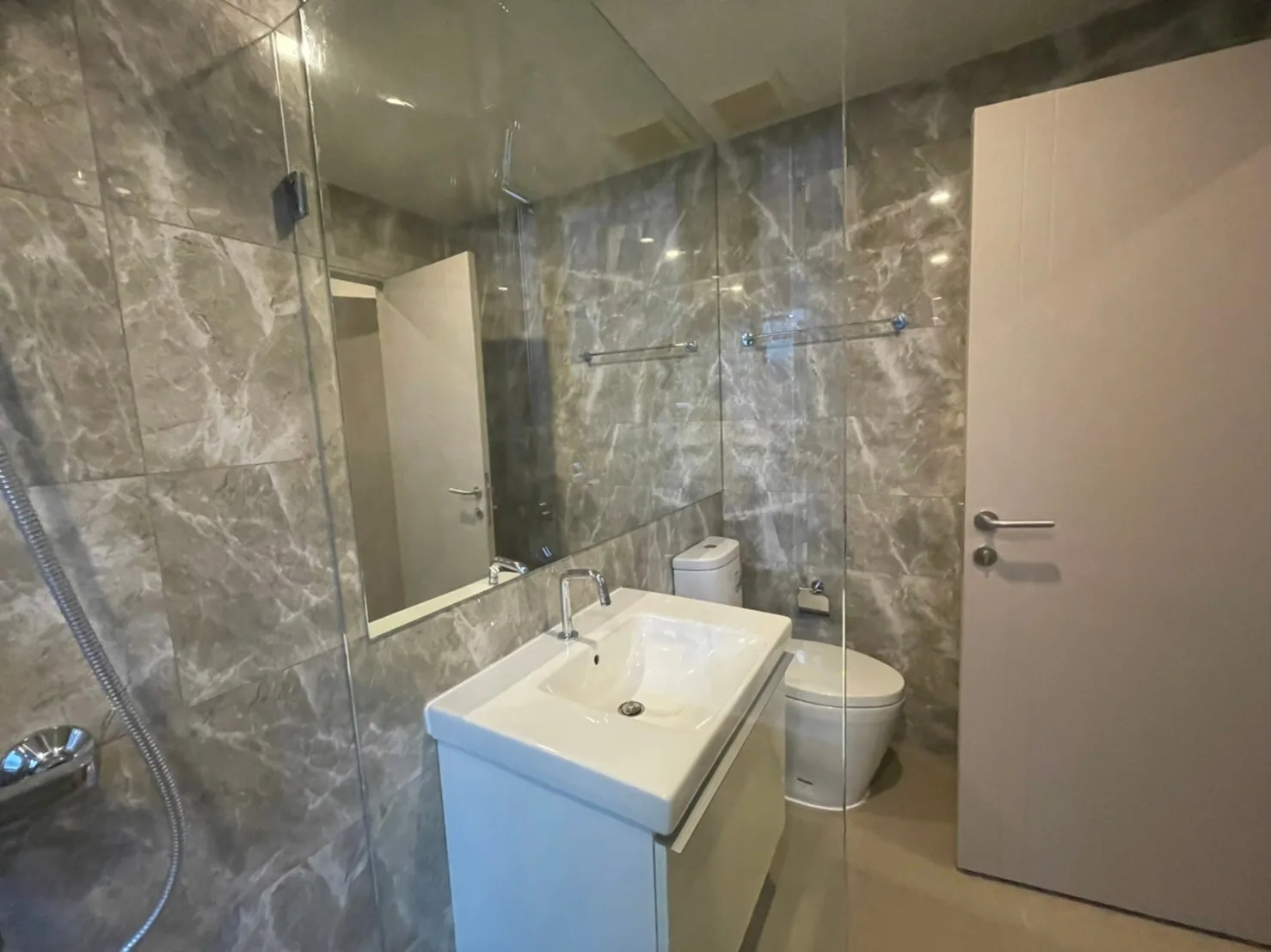 Property photos for Ideo Q Siam - Ratchathewi