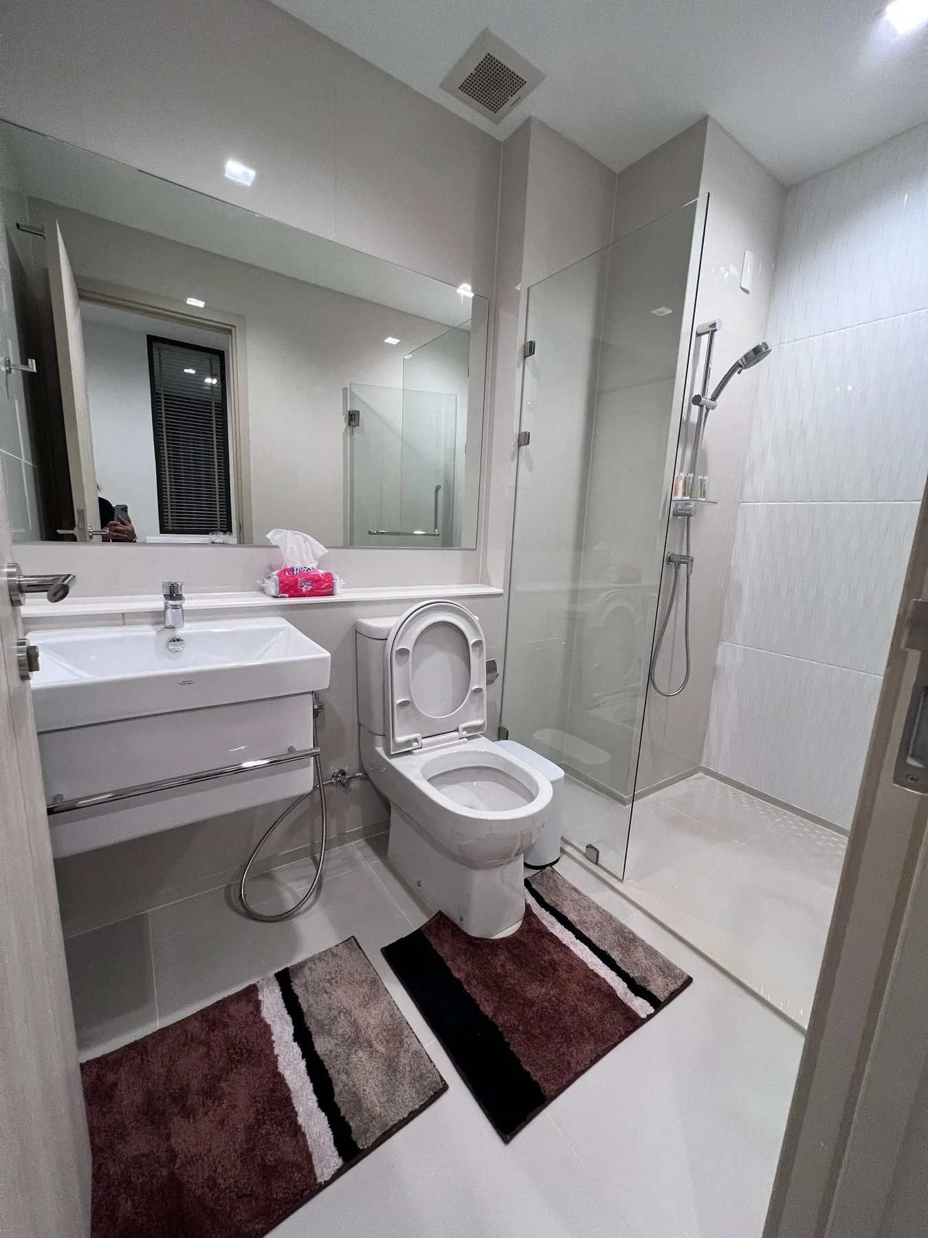Property photos for Life One Wireless